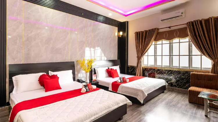 Tahami Hotel Thu Duc 外観