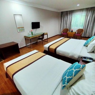 Bilik Keluarga Superior Kupon Tang Dynasty Plaza Hotel Kota Kinabalu