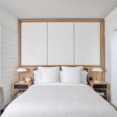 Deluxe Two Double Room with City View Non smoking Four Seasons Hotel New Orleans Promo Code