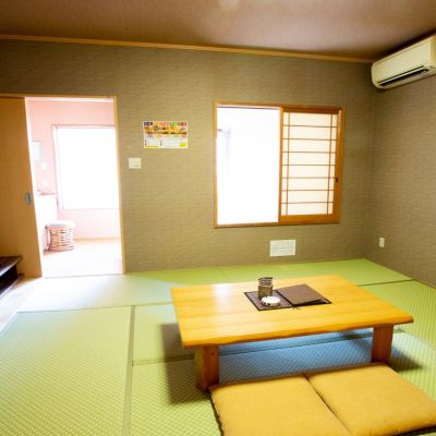 [Tsubaki] 8 Tatami + Private Open-Air Bath Included [Japanese Room] [Smoking] 道後さや温泉ゆらら　家族の湯 クーポン