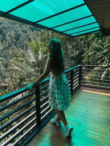 带阳台的小型套房