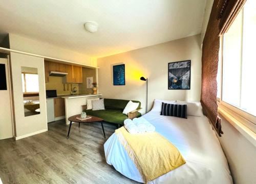 Loft Oten One-Bedroom Apartment