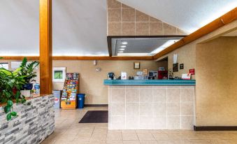 Econo Lodge Cleveland Southeast - Kent - Housity