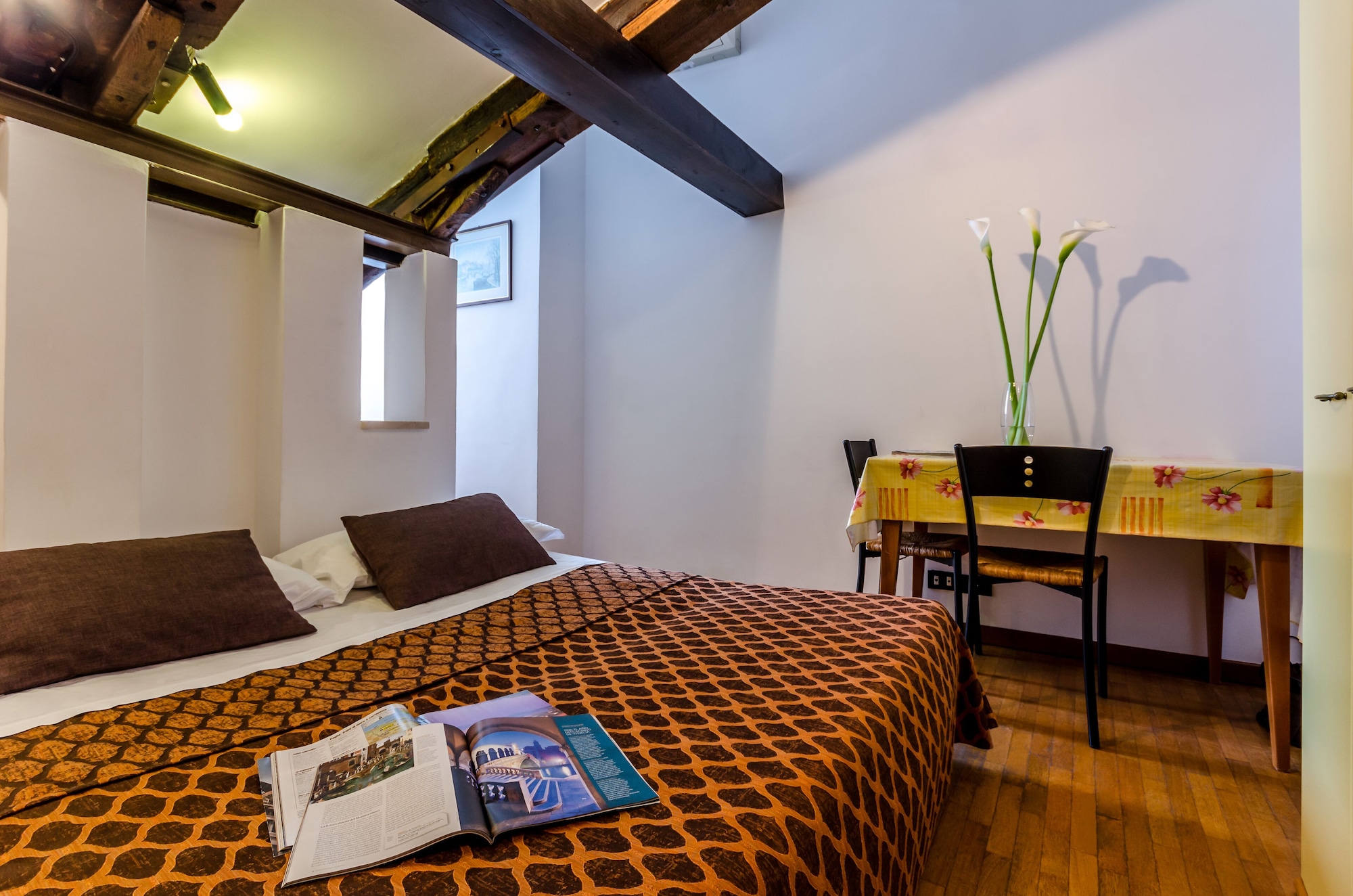 Venice Apartments基础开间， 1 间卧室