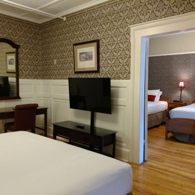 Family Suite, 2 Bedrooms - Not Pet Friendly Thayers Inn Promo Code
