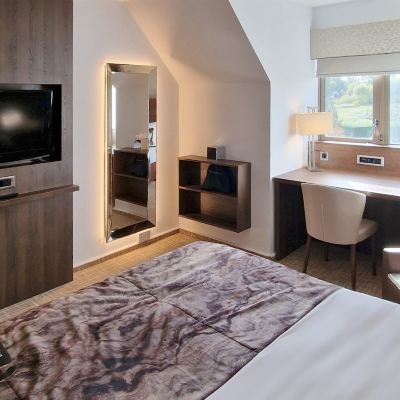 Standard Double Room Coppid Beech Promo Code