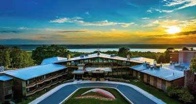 The Lakeview Hotel, Shanty Creek Resort Hotel a 