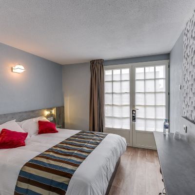 Double Room Brit Hotel Confort Thouars Promo Code