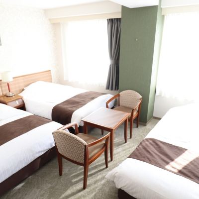 ゲストルーム(ご利用人数3名)(本館) 今治アーバンホテル本館 クーポン