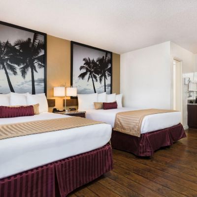 Double Queen Room, 2 Queen Beds, Non Smoking Kings Inn Anaheim at The Park & Convention Center Promo Code