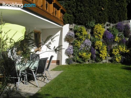 两卧室公寓 - 带露台