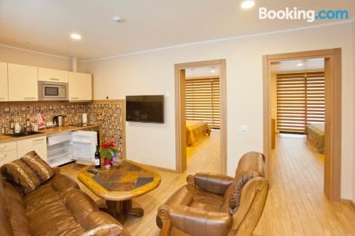 两卧室公寓 - 带露台