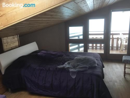 一卧室公寓（带阳台）