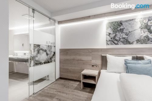 带阳台的豪华两卧室公寓