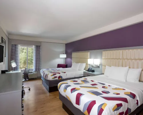 La Quinta Inn & Suites by Wyndham Mobile - Daphne Hotels in Daphne