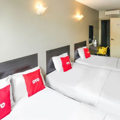 Suite Keluarga Kupon OYO 89950 365 Nice Stay