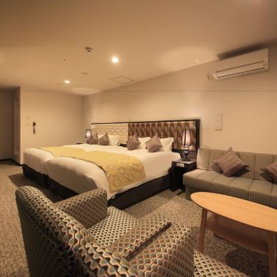 Deluxe Twin Room, Non Smoking-Extra Sofa Bed Is from 5th Adult