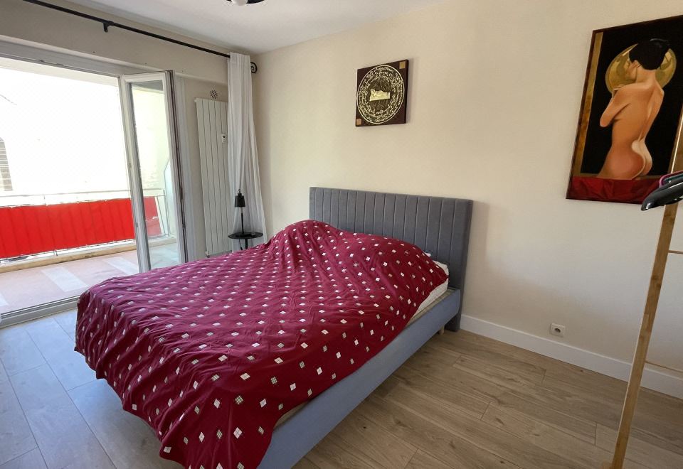 Apartment, Entire House or Apartment