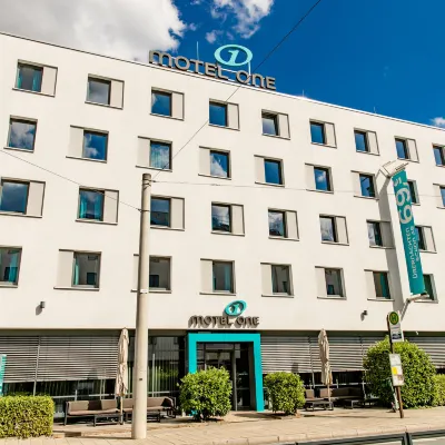 Motel One Nürnberg-Plärrer Hotels near Südstadt