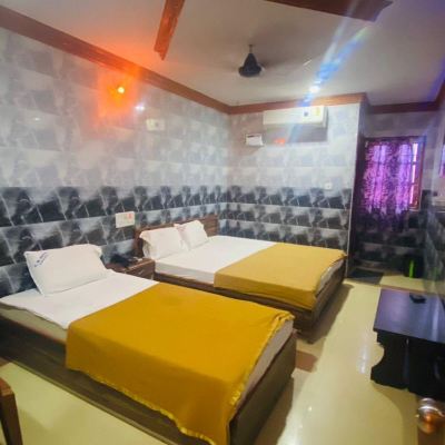 Deluxe Triple Room C.M. Hotel Promo Code