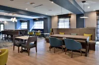 Hampton Inn by Hilton Cedar Falls Downtown