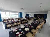 Vanyard Hotel
