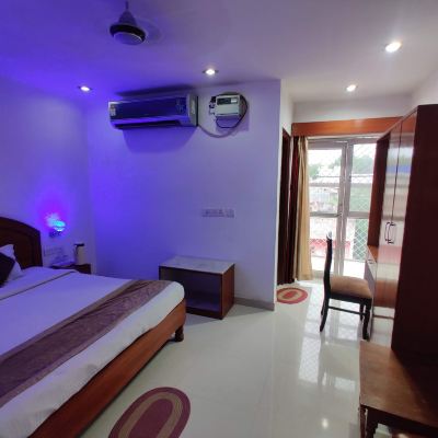 Executive Room with Air-Conditioner EuroStar Inn Promo Code