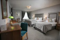 Longcourt House Hotel Отели в г. 