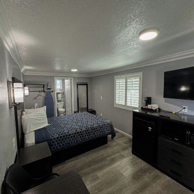 Queen Room Sea Garden Motel Promo Code