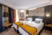 Kayhan City Hotel