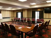 Hampton Inn & Suites Detroit/Airport-Romulus Hotels in Romulus