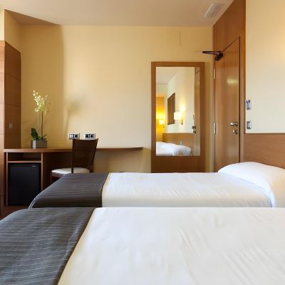 Triple Room with 3 Single Beds Sterling Promo Code