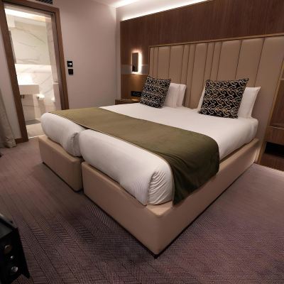 豪華雙人或雙床房 梅里特肯辛頓酒店優惠