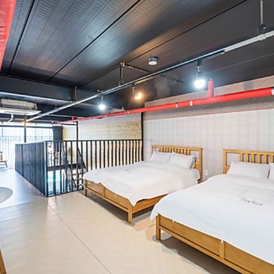 Room 208 / Large SPA Pool/Public Bbq Muju Central Resort and Spa Pension 쿠폰