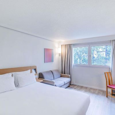 Standard Queen Room with Sofa Bed Novotel Setubal Promo Code