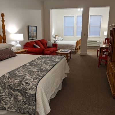 First Floor Non-Waterfront, King & Two Twins Inlet Inn NC Promo Code