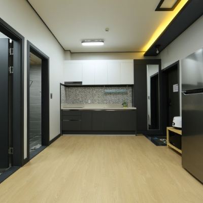 Room (Room 103 (Large Room)) 보령 모나코펜션 쿠폰