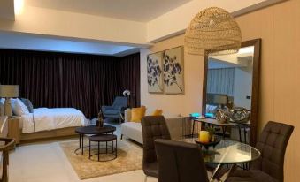 Aeon Suites Staycation Manage by Aria Hotel