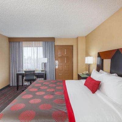 特大號床間 - 適合行動不便/聽障人士入住 - 禁煙 聖迭戈國家城市華美達酒店優惠