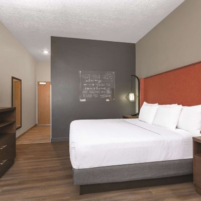 King Room-Non-Smoking La Quinta Inn & Suites by Wyndham South Jordan Promo Code