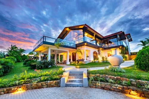 Fox Kandy by Fox Resorts - Luxury in the Mist