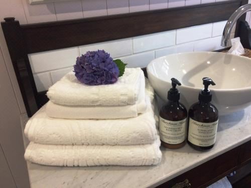 带露台一室公寓