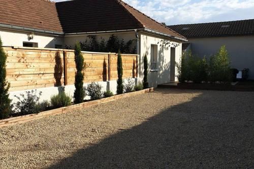 Clos des m?riers One-Bedroom House