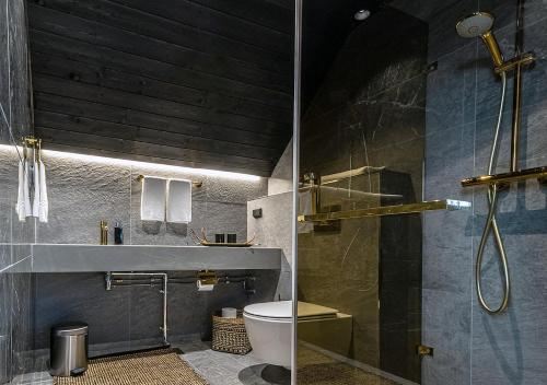 豪华特大床冰屋房