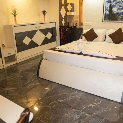 Five-Bedroom Apartment 4 SEASONS SUITES JP NAGAR Promo Code