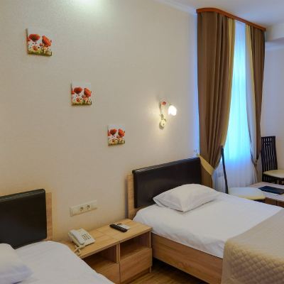 Comfort Twin Room Aragon Hotel Promo Code