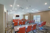 Holiday Inn Express & Suites MOBILE - UNIVERSITY AREA by IHG