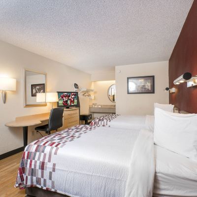 Deluxe Two Full Beds Room Non smoking Red Roof Inn Detroit Metro Airport - Taylor Promo Code