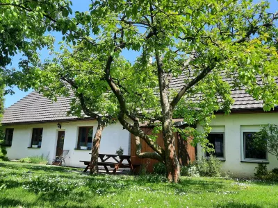 Chrastov Отели в г. 