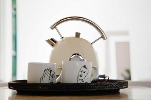 带山景的双人间